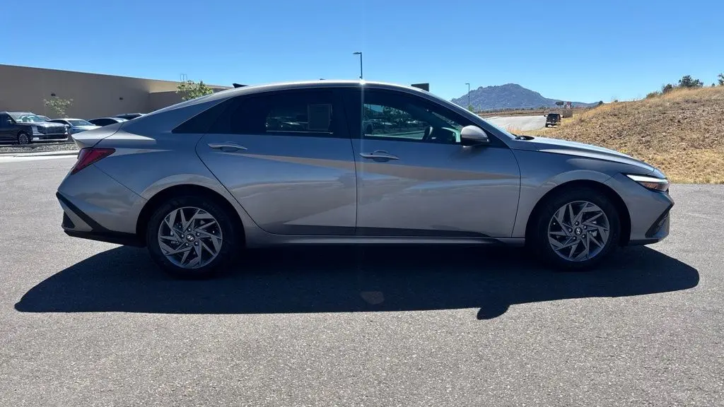 2024 Hyundai ELANTRA Hybrid Blue