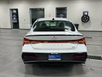 2025 ELANTRA Hybrid Thumbnail 6
