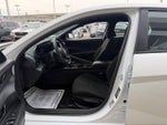 2025 ELANTRA Hybrid Thumbnail 24