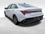 2025 ELANTRA Hybrid Thumbnail 5