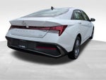 2025 ELANTRA Hybrid Thumbnail 7