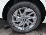 2025 ELANTRA Hybrid Thumbnail 29