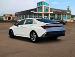 2025 ELANTRA Hybrid Thumbnail 5