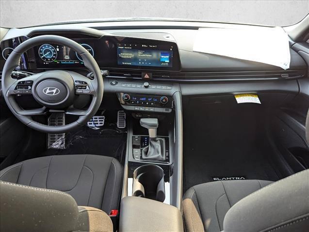 2025 Hyundai Elantra - $25,206