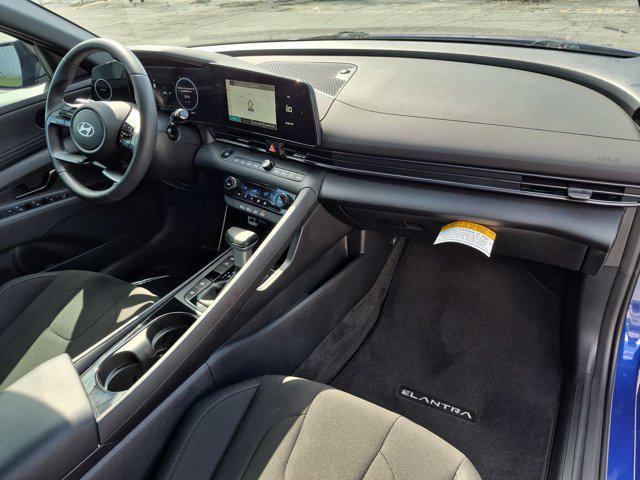 2025 Hyundai Elantra - $25,206