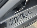 2025 ELANTRA Hybrid Thumbnail 27
