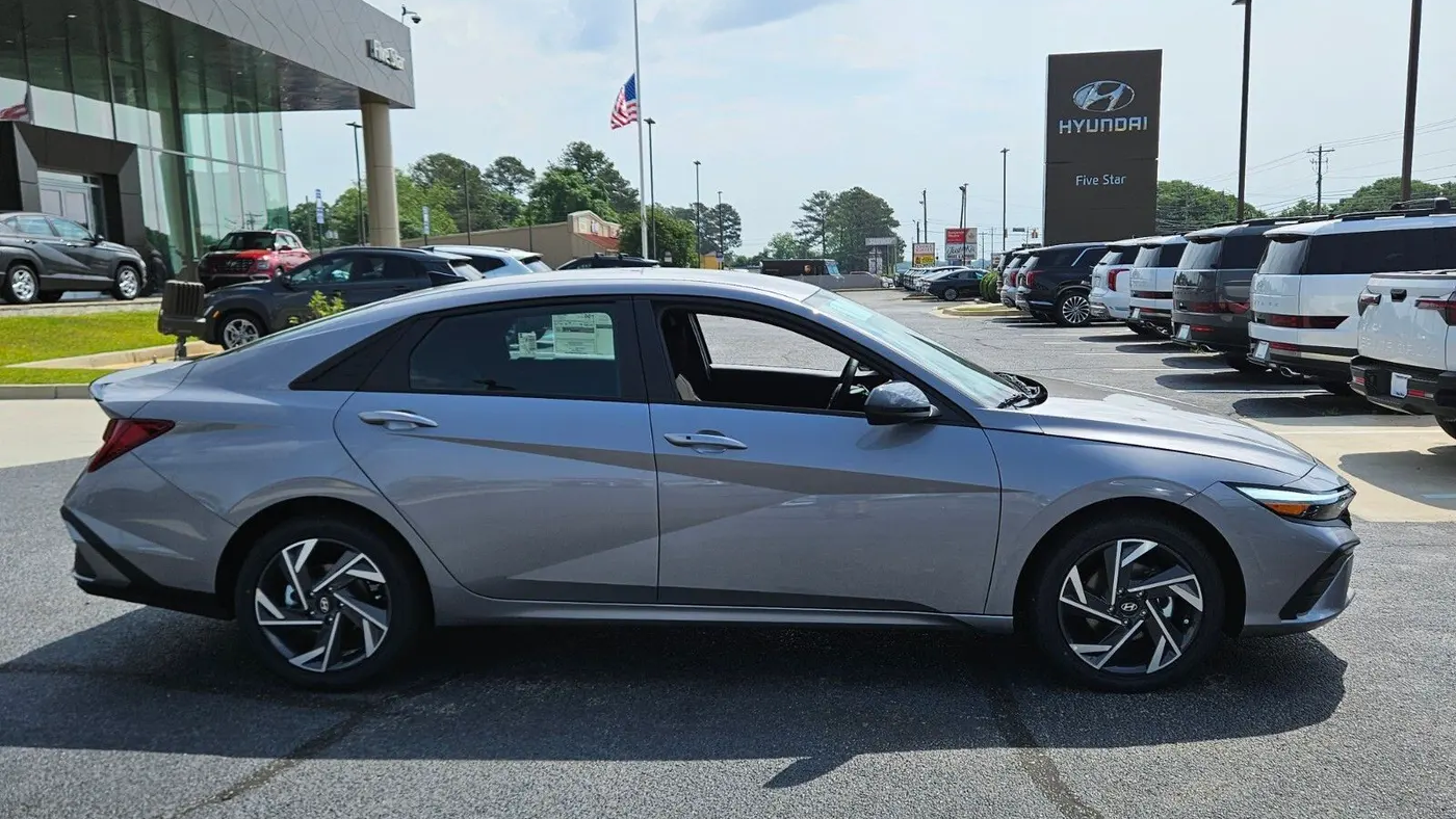 2025 Hyundai ELANTRA Hybrid SEL Sport