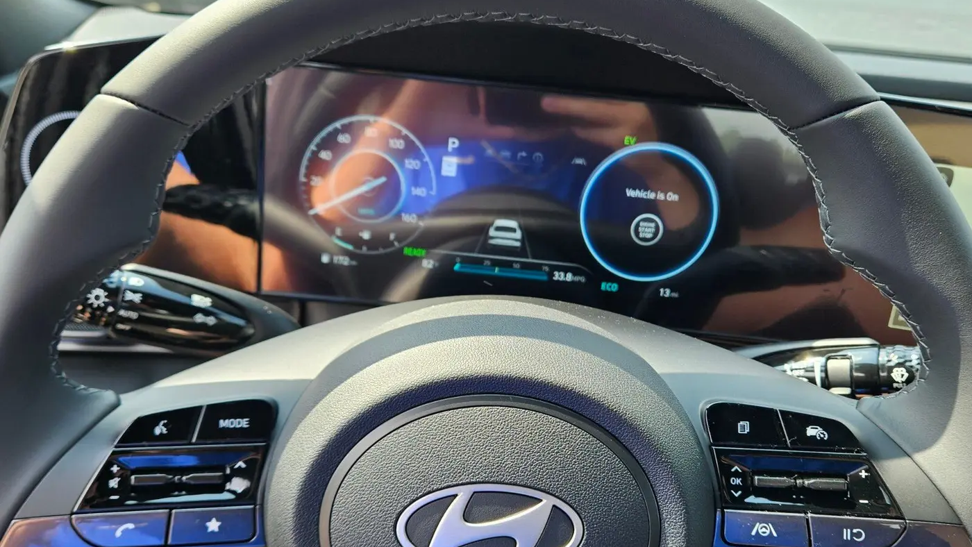 2025 Hyundai ELANTRA Hybrid SEL Sport