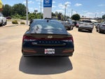 2025 ELANTRA Hybrid Thumbnail 9