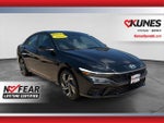 2025 ELANTRA Hybrid Thumbnail 1