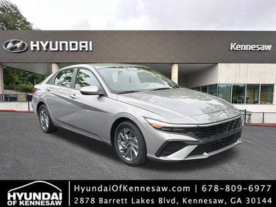 2025 Hyundai Elantra Hybrid Blue 4DR Sedan