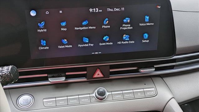 2026 Hyundai ELANTRA Hybrid SEL Sport