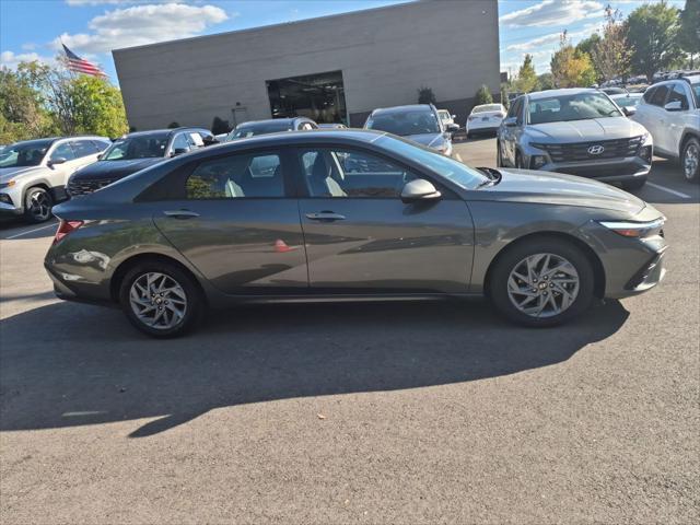 2026 Hyundai Elantra - $22,500