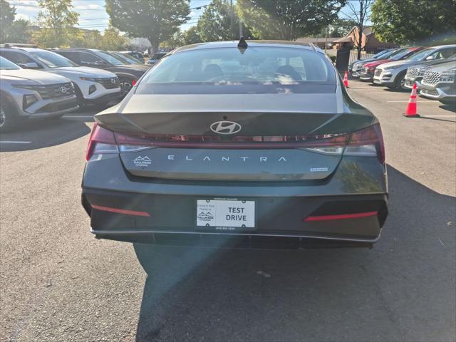 2026 Hyundai Elantra - $22,500