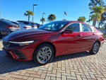 2024 ELANTRA Hybrid Thumbnail 4