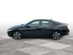 2025 ELANTRA Hybrid Thumbnail 5