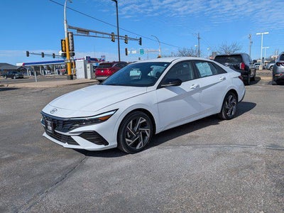2025 Hyundai Elantra Hybrid SEL Sport 4DR Sedan