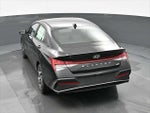 2025 ELANTRA Hybrid Thumbnail 28