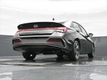 2025 ELANTRA Hybrid Thumbnail 38