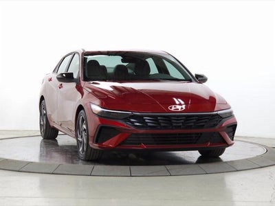 2025 Hyundai Elantra Hybrid SEL Sport 4DR Sedan