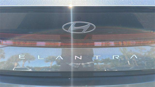2025 Hyundai ELANTRA Hybrid SEL Sport