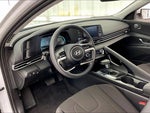 2025 ELANTRA Hybrid Thumbnail 16