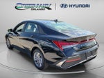 2025 ELANTRA Hybrid Thumbnail 3