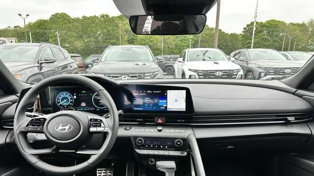 2025 Hyundai ELANTRA Hybrid SEL Sport