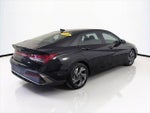 2025 ELANTRA Hybrid Thumbnail 5
