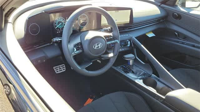 2026 Hyundai ELANTRA Hybrid SEL Sport