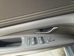 2022 Elantra Thumbnail 26