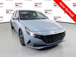 2022 Elantra Thumbnail 1