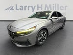 2022 Elantra Thumbnail 1