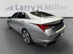2022 Elantra Thumbnail 3