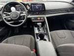 2022 Elantra Thumbnail 12