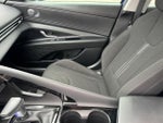 2022 Elantra Thumbnail 14