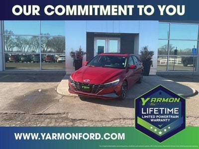 Photo of a 2022 Hyundai Elantra SEL 4DR Sedan for sale