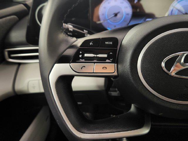 2023 Hyundai Elantra - $20,620