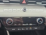 2023 ELANTRA Hybrid Thumbnail 9