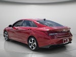 2023 ELANTRA Hybrid Thumbnail 4