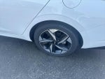 2023 ELANTRA Hybrid Thumbnail 27