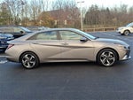 2021 ELANTRA Hybrid Thumbnail 7