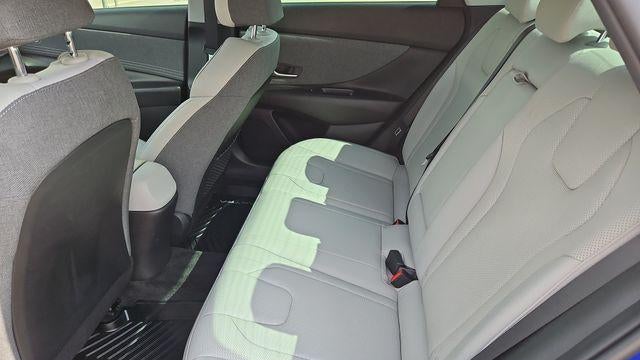2022 Hyundai ELANTRA Hybrid Limited