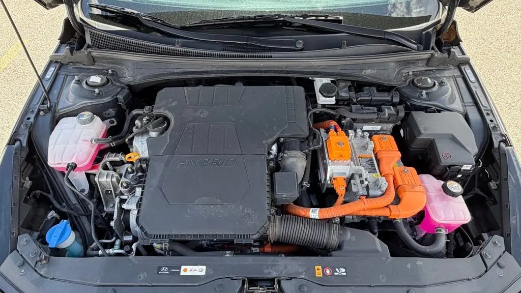 2023 Hyundai ELANTRA Hybrid Limited