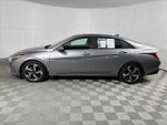 2023 ELANTRA Hybrid Thumbnail 5