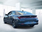 2023 ELANTRA Hybrid Thumbnail 3