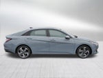 2022 ELANTRA Hybrid Thumbnail 8