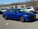 2023 ELANTRA Hybrid Thumbnail 1