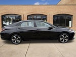 2022 ELANTRA Hybrid Thumbnail 2