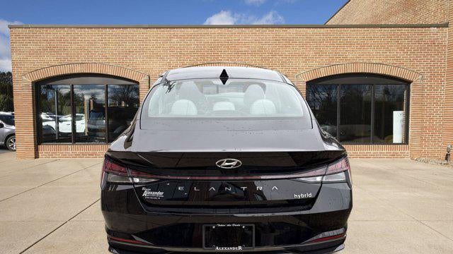 2022 Hyundai ELANTRA Hybrid Limited